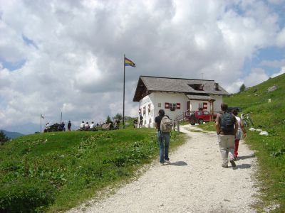 Eccoci al rifugio Citta' di Fiume, pronti per il pranzo!